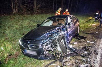Mundelsheim: Frontalkollision mit Gegenverkehr - 2 Verletzte